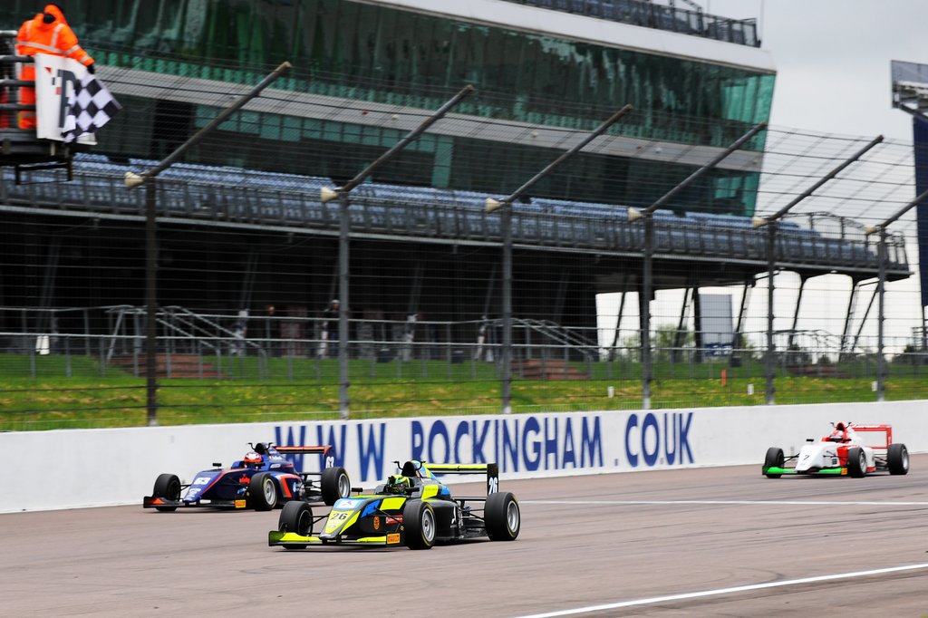(Foto: British Formula 3)
